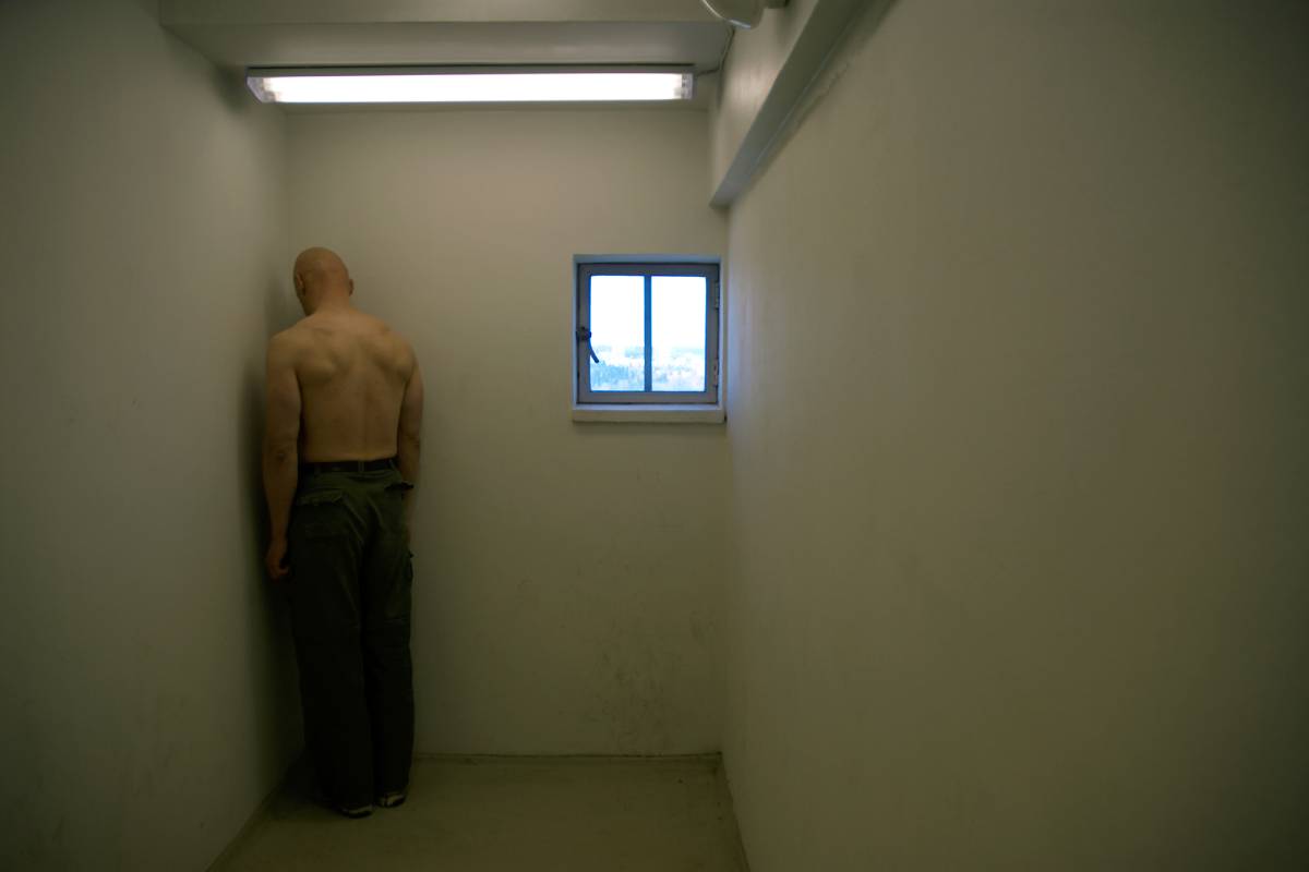 man-in-corner-of-room-2024-10-18-22-20-38-utc (1)